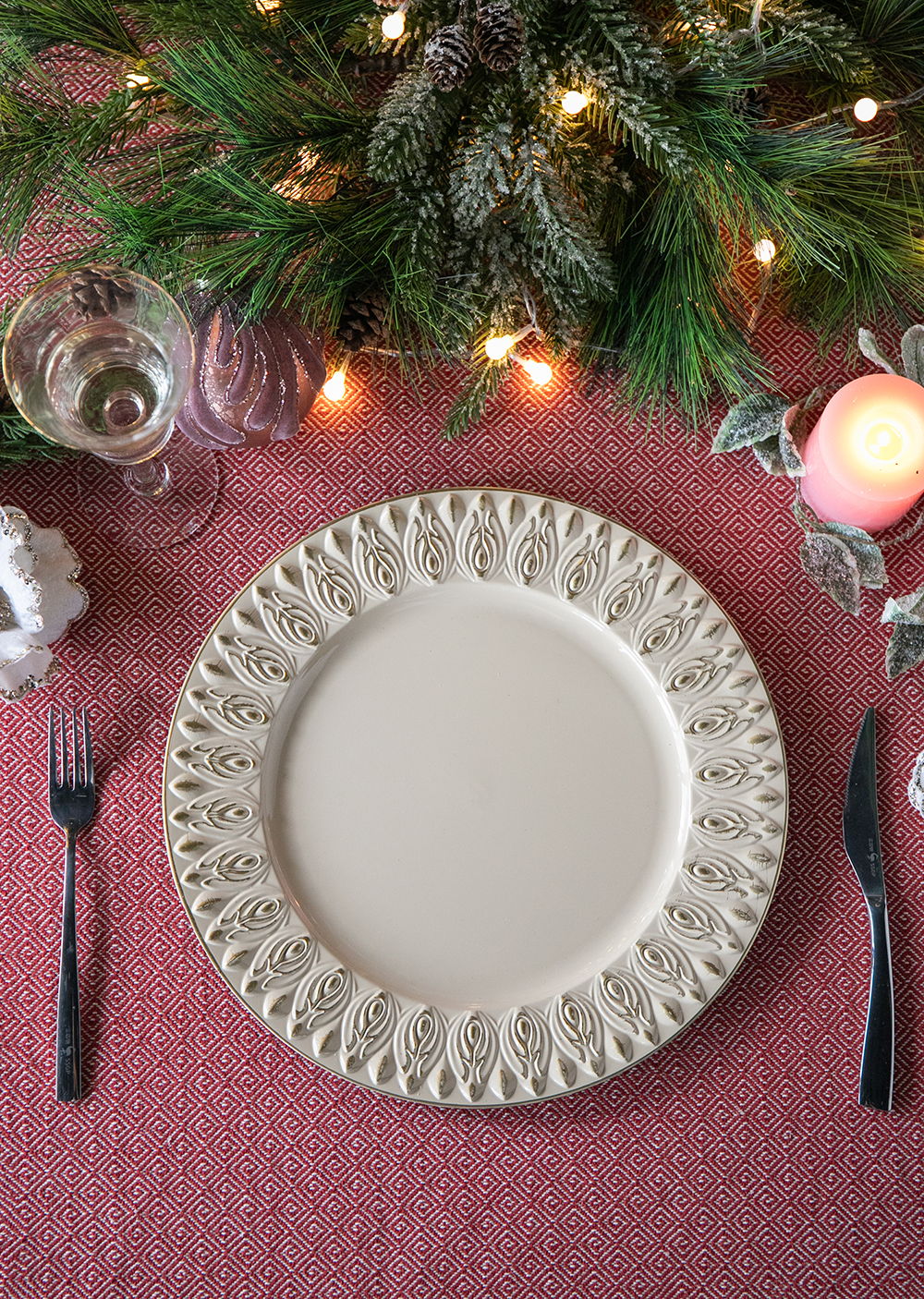 Elegant Plastic Charger Plate (Set of 8)