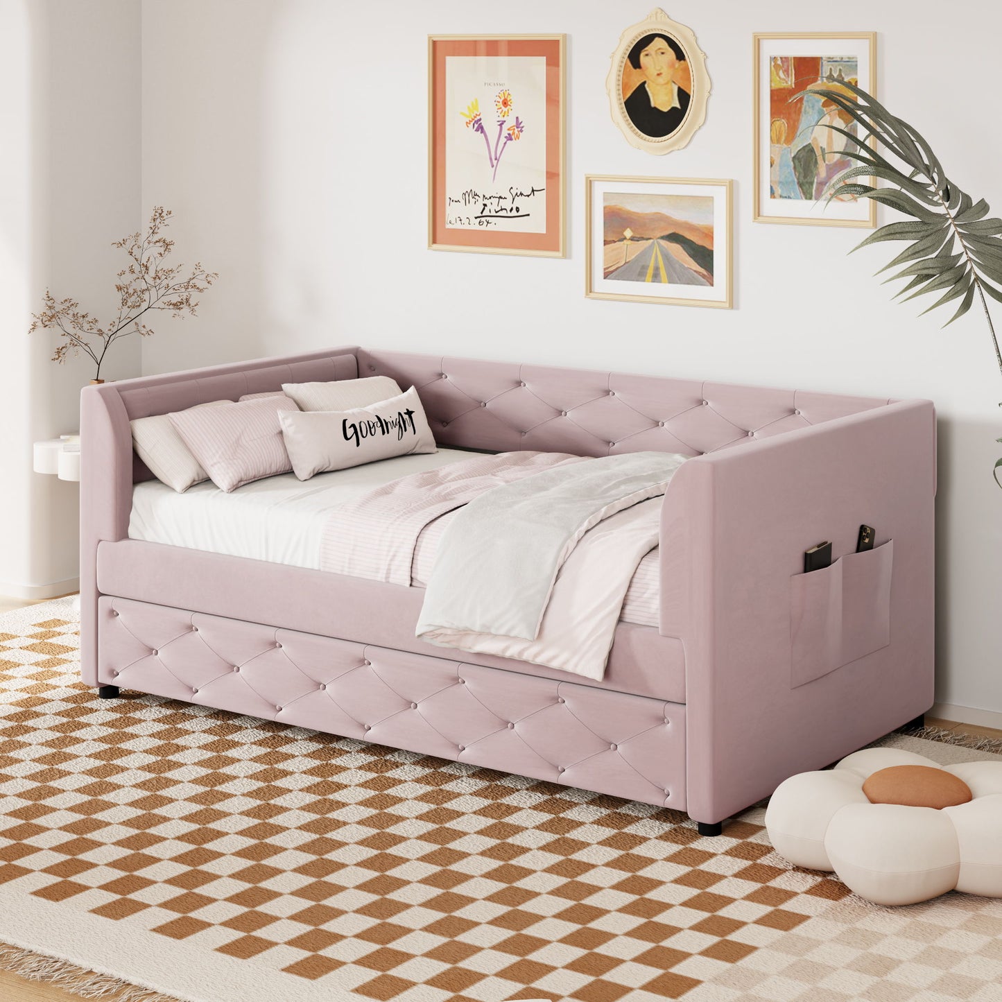 Upholstered Tufted Daybed With Trundle