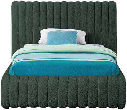 Nash - Bed