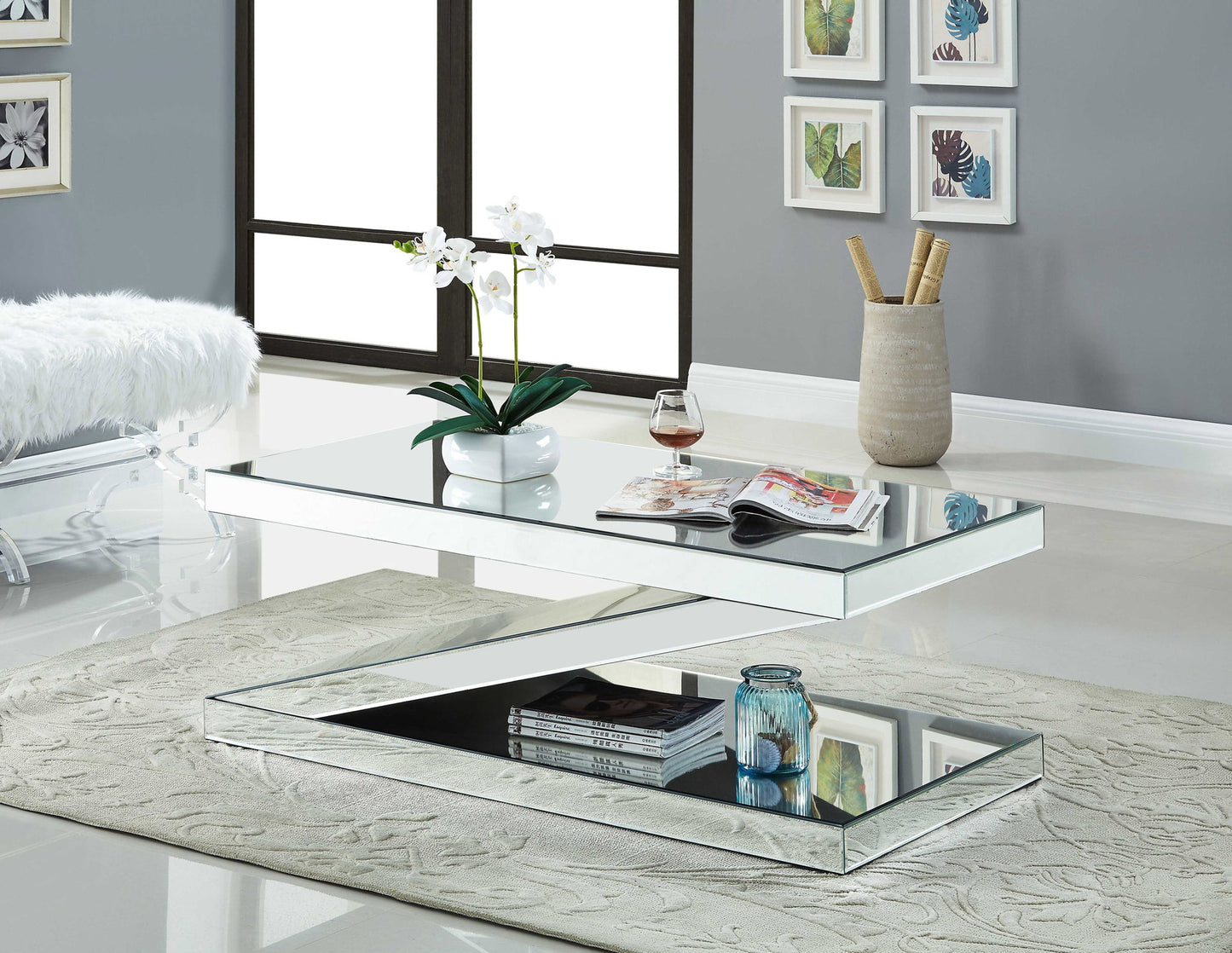 Zee - Table
