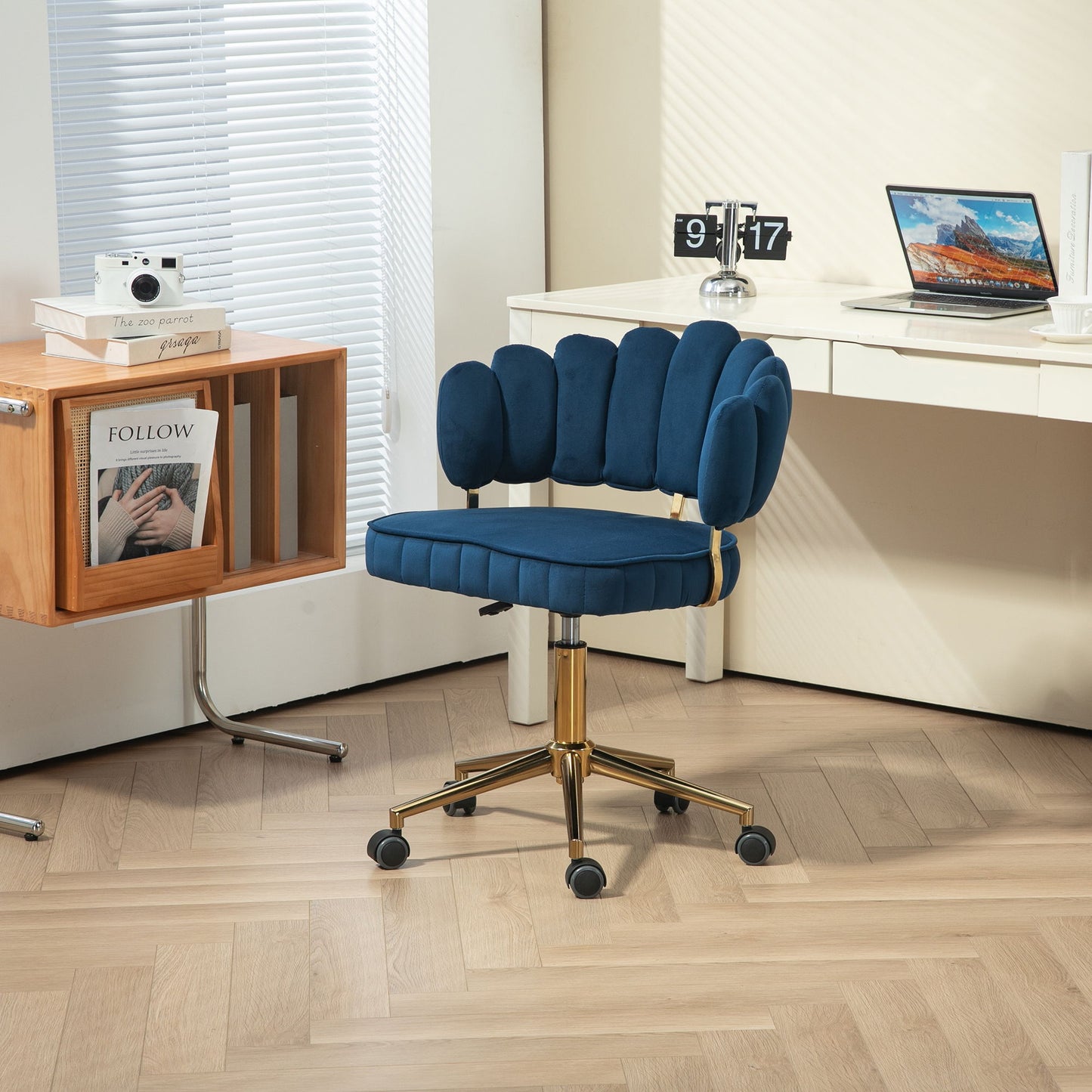 Modern Velvet Home Office Desk Chair With Adjustable Height And Swivel Wheels