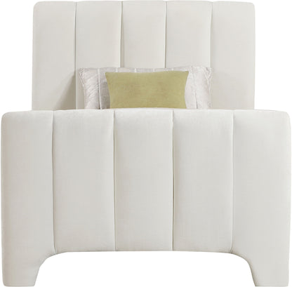 Camila - Bed