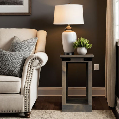 Farmhouse - 14" Chairside Table
