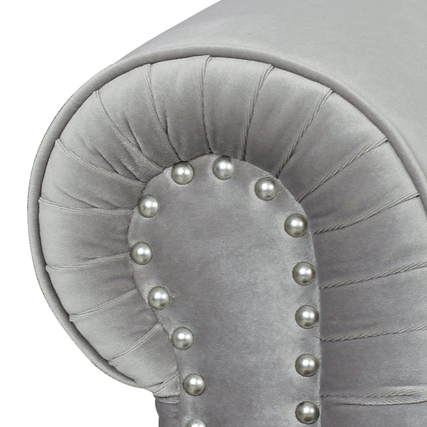 La Rosa - Victorian Chesterfield Tufted Sofa